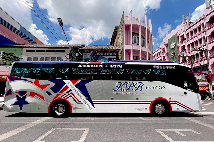 รถโดยสาร Angkana Bus Express