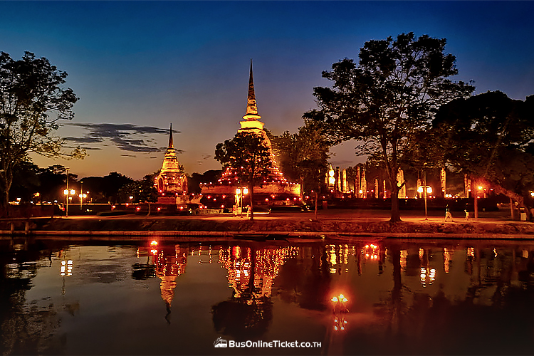 Loy Krathong in Sukhothai