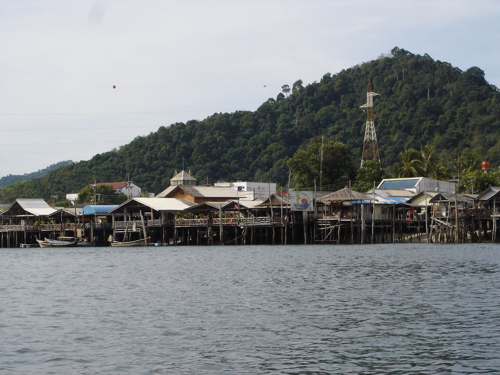 Arrival at Saladan Pier Koh Lanta