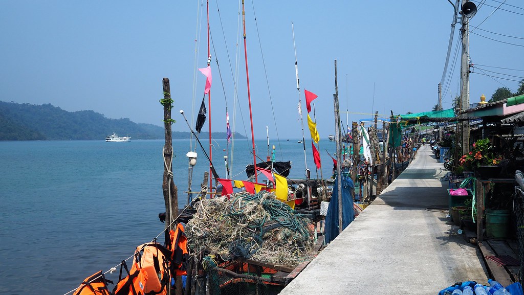 Ao Salad Pier Koh Kood
