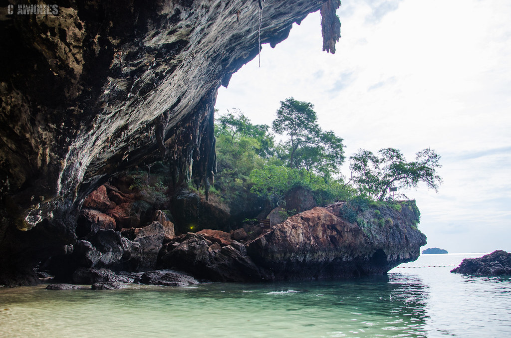 Phra Nang Cave