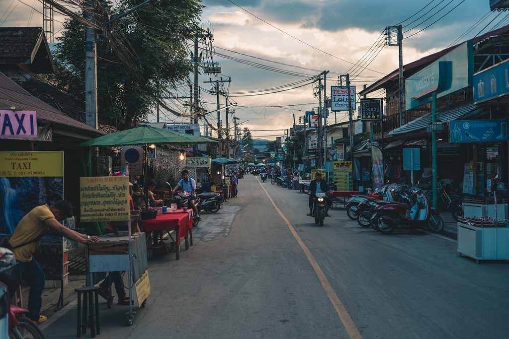 Pai Walking Street Night Market