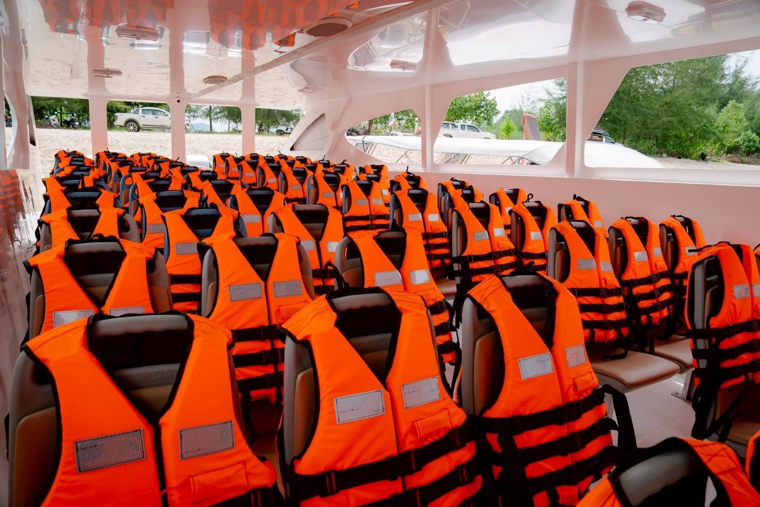 Green Planet Ferry Cabin Comfort Green Planet Ferry Cabin Interior Seating
