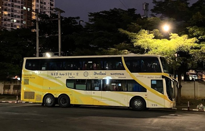 Phetprasert Bus Chiang Mai to Sakon Nakhon