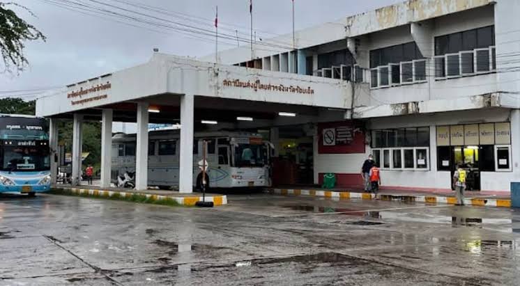 黎逸府客运站 Roi Et Bus Terminal