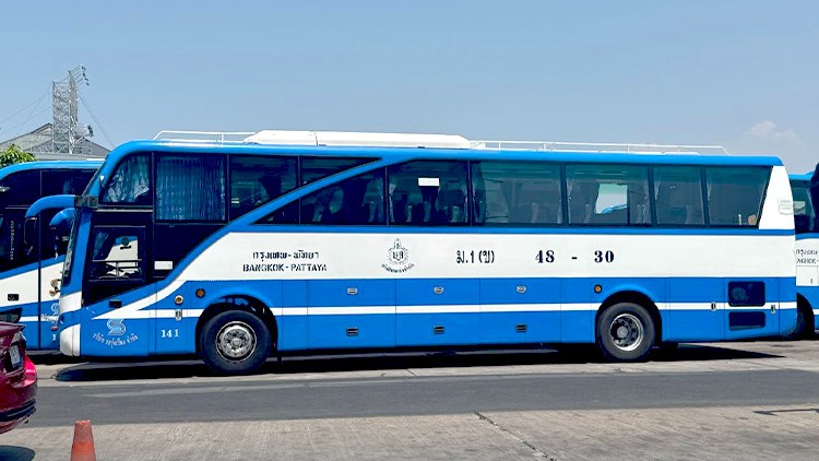 芭堤雅 (Pattaya)到曼谷东部巴士站 (Bangkok Bus Terminal (Ekkamai))