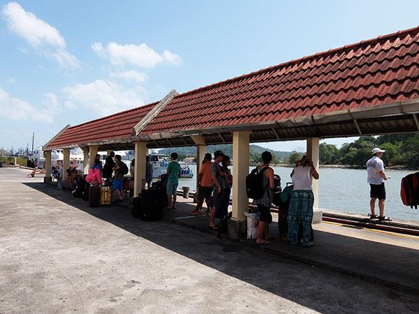 Andaman Wave Master - Phuket Rassasa Port - Waiting Area