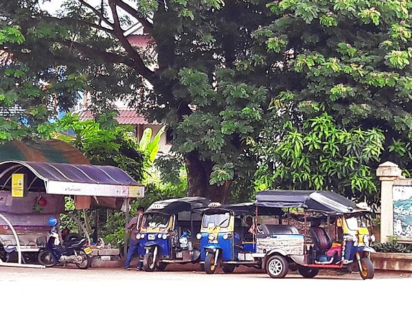 Tuktuk in Mae Hong Son Bus Terminal