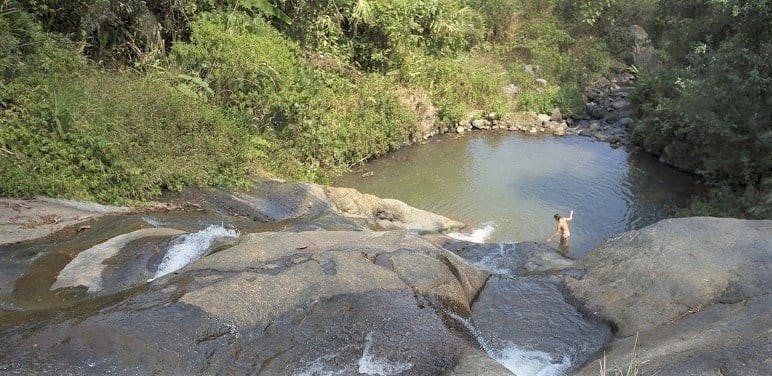 Mo Paeng Waterfall